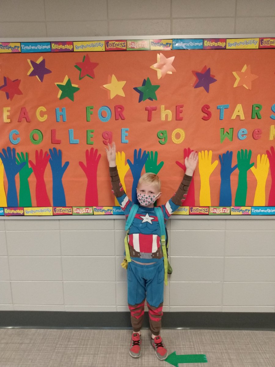 More cuties celebrating College Go Week at Sugar Creek! #followyourdreams #pjday
