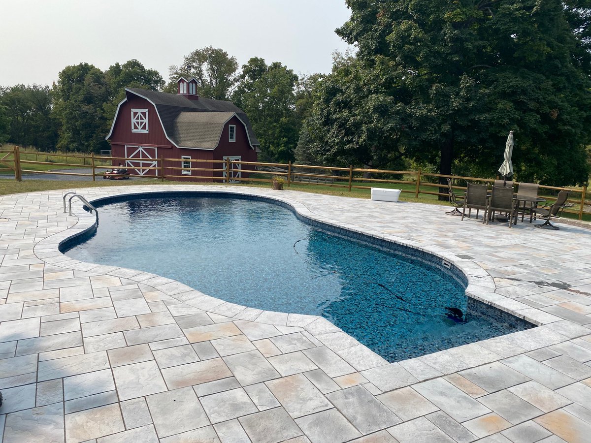 Westrockpools50's tweet image. Check out one of our latest pool installations! What do you think? #pool #swimmingpool #poolinstall #ingroundpool #westrockpools #localbusiness