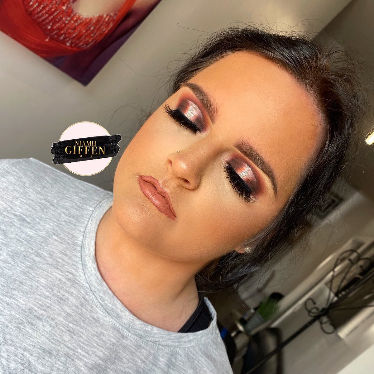 niamhgiffen's tweet photo. Wee shameless self promo 😗✌🏼 @niamhgiffenmua on insta, wishaw based 📍 any likes or RTs would be soo appreciated girlies since makeup is pretty quiet right now due to covid 🥺 (also offering lash extensions👀) 💗💗💗 https://t.co/cWAI7IRgt7