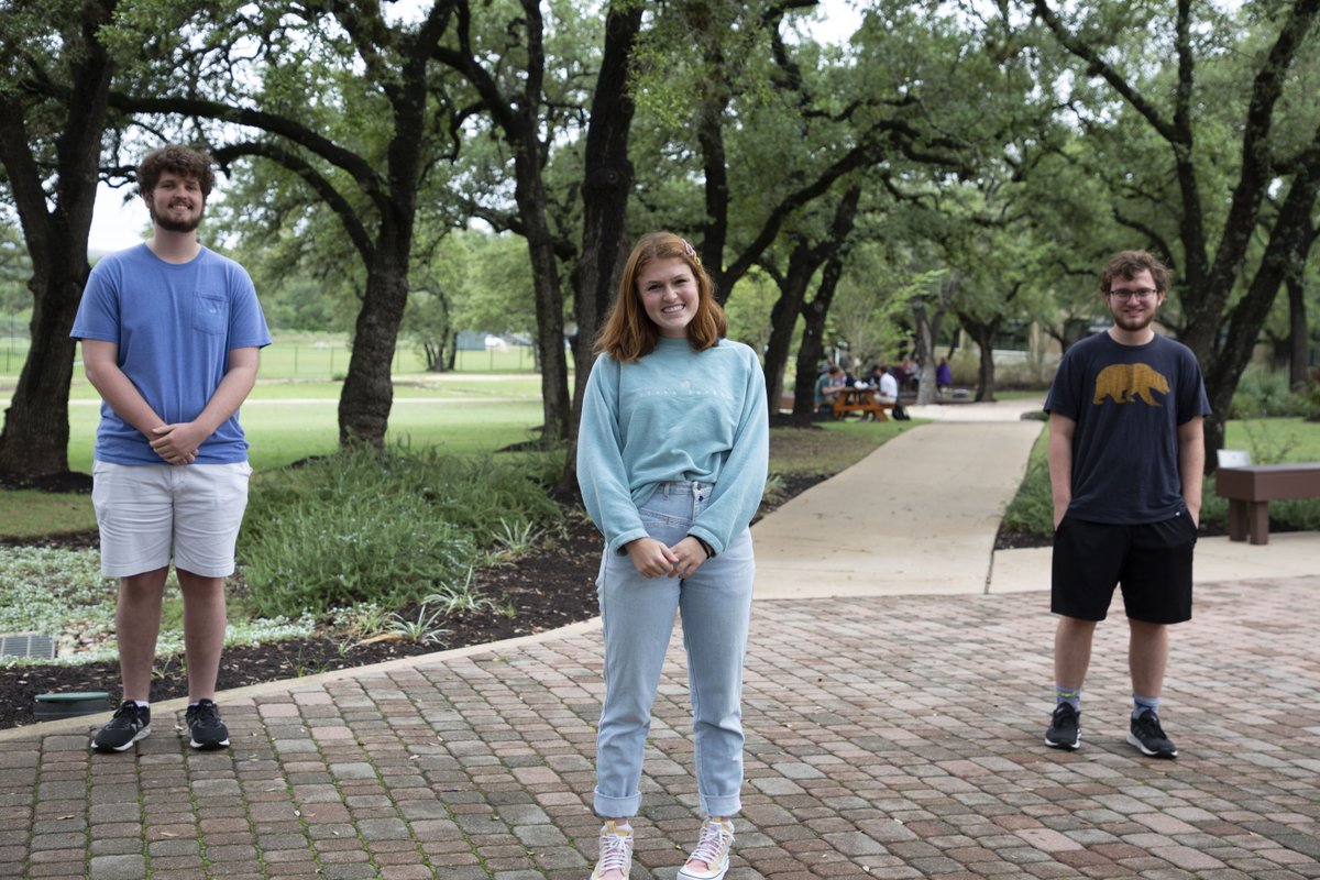 SMCACrusaders's tweet photo. Congratulations to three seniors, Grant D., Gabrielle B. and Peter H. for representing St. Michael's as National Merit Semi-Finalists!

Click to read the full story: https://t.co/QGi6rVUAbz

#ThisIsSMCA #NationalMerit https://t.co/HtsWkWxRnm