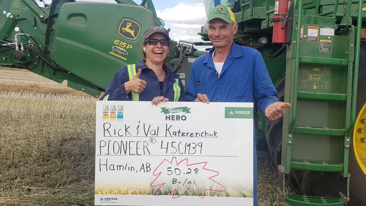 platinum1286's tweet image. Quite a year that wouldn't stop raining and obliterated quite a few crops. You will never find a harder working team than Rick &amp;amp; Val Katerenchuk. The hardworking #45CM39 did pretty darn well too considering just way too much rain #YieldHero20 @PioneerSeedsCA