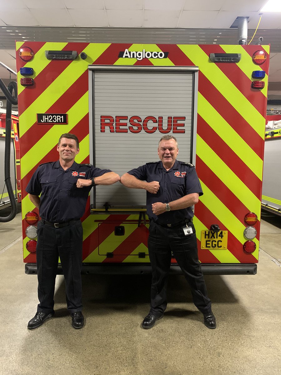Cosham23's tweet photo. Tonight White Watch Cosham said farewell to SM Hodge. A good practical old school officer who will be missed. Enjoy your retirement, knock off make up #Hantsfire #WW23 https://t.co/MgKKL8A2e5
