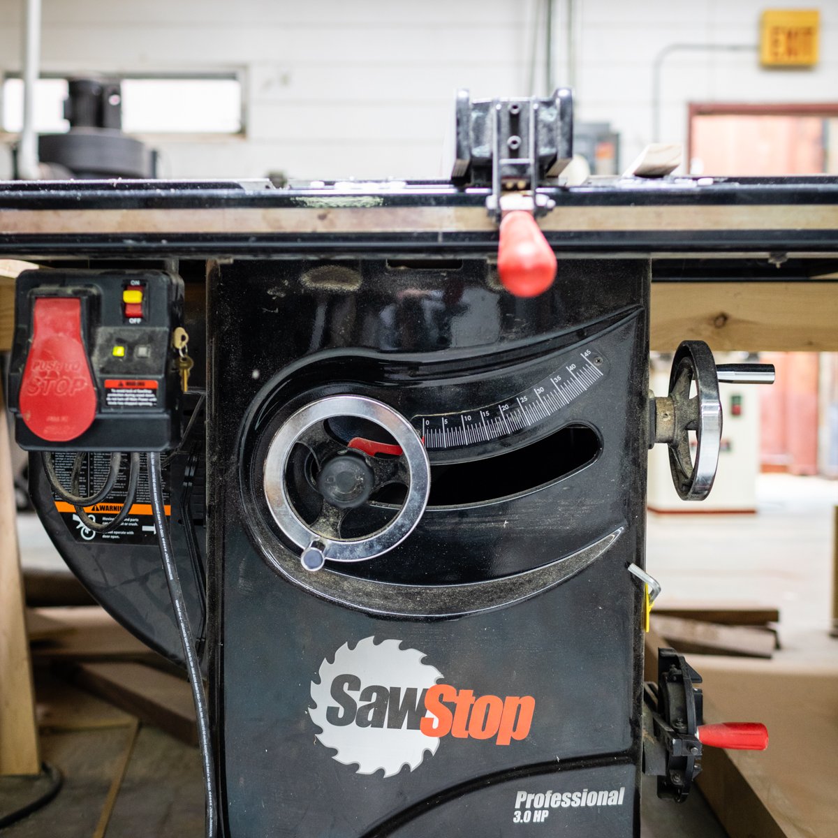 artisanrestore's tweet photo. Our saw is ready for your project. Let's start cutting: (727) 642-7056. https://t.co/BQdJ4nnfEf