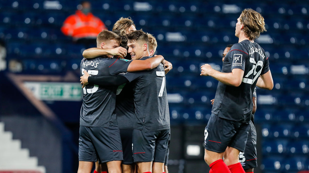 BrentfordFC's tweet photo. 1️⃣ The first time we've won a game in any competition at The Hawthorns in 21 meetings across 85 years
Read tonight's Match Report
➡️ https://t.co/2ceEkQOnjI
#BrentfordFC #WBABRE https://t.co/V6cZCmYG5Z