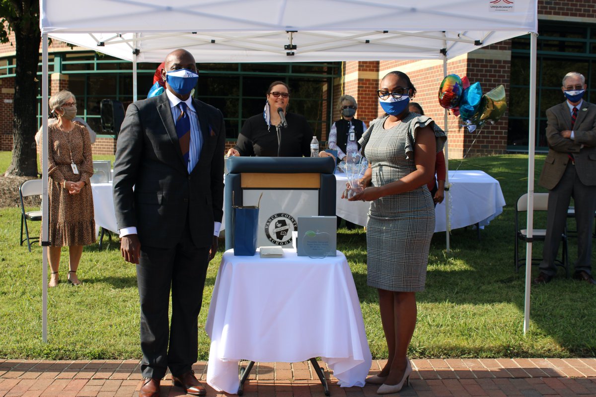 VanceCoSchools's tweet photo. Congrats to our Excellence in Education 2020-2021 winners for VCS:
District Teacher of the Year: Sara Lilley
District Beginning Teacher of the Year: Sheneika Campbell
District Principal of the Year: Stephanie Ayscue
District Assistant Principal of the Year: Shannon Bullock https://t.co/XSIzx81Qgy