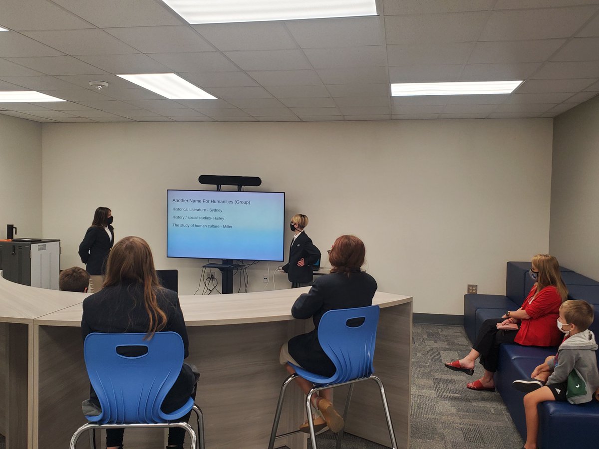 McCoolAcademy's tweet photo. Our learners did phenomenal today presenting to their parents, school board members and peers!!!🙌🏾🚀👩🏾‍🚀👨🏾‍🚀👩🏾‍💼👨🏽‍💼 #onamission #McCoolAcademy https://t.co/2tjDmNqPxQ