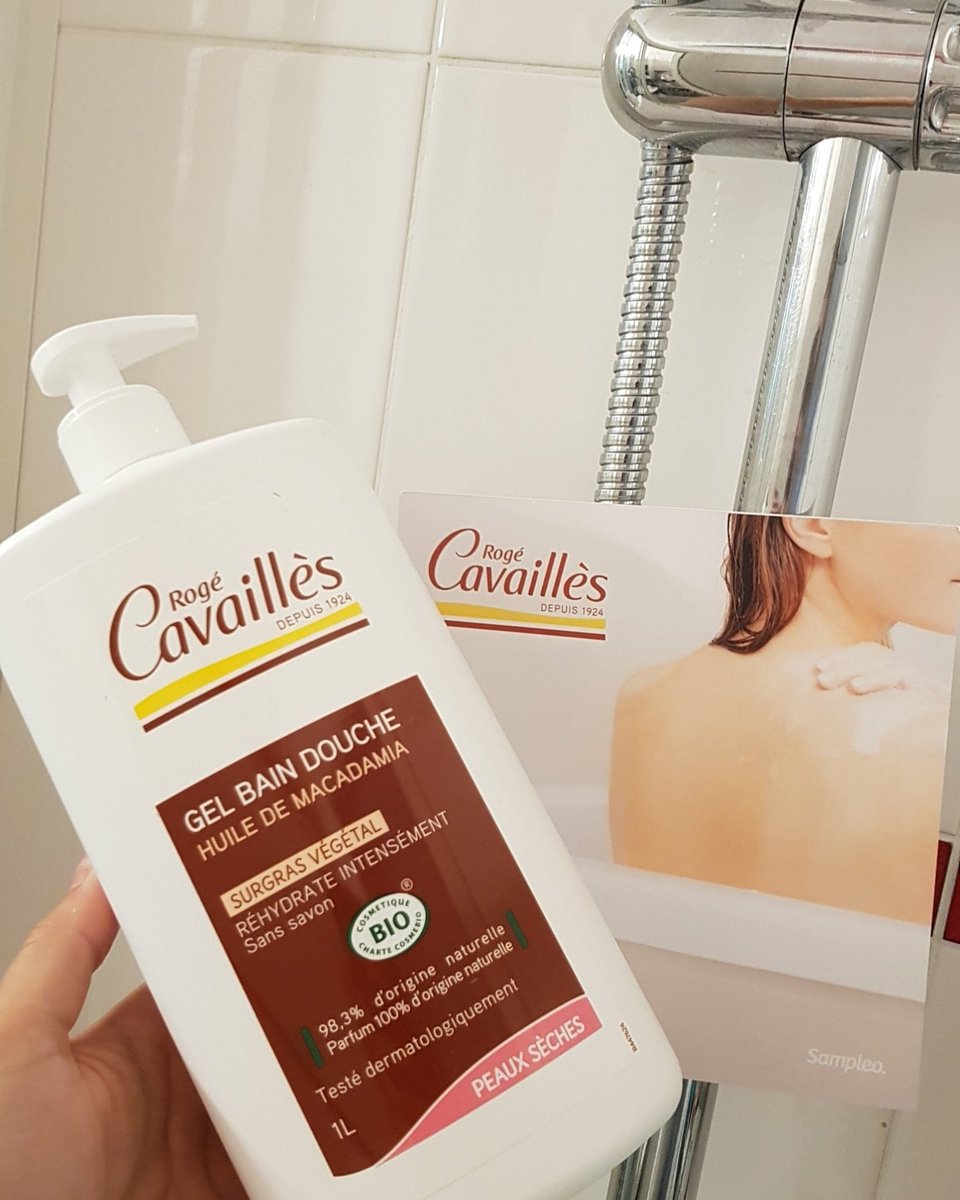 SoniiaaQ's tweet photo. Gel douche CAVAILLÈS... Bio... 98,3% d'origine naturelle, parfum 100% origine naturelle ... il réhydrate intensément... peaux sèches 
Merci #GenerationCavailles #sampleo_france https://t.co/Ju03PBwq9q