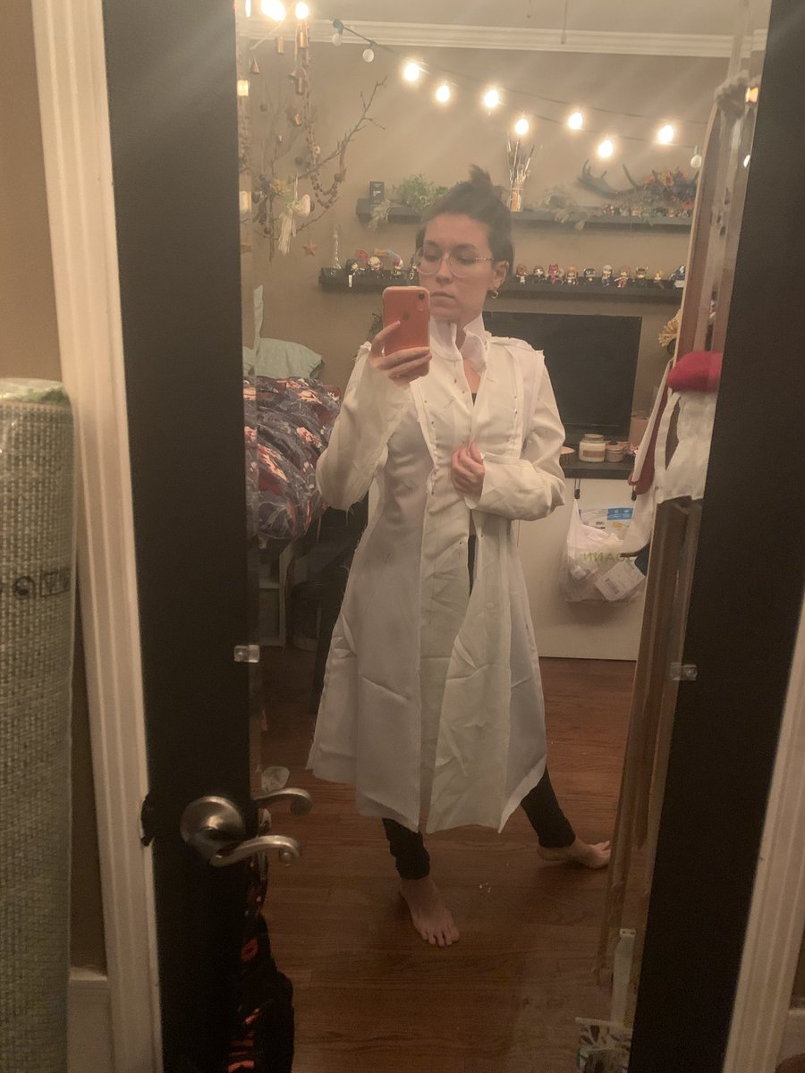 catamancycos's tweet photo. sure did crank out a darkling mock-up last night https://t.co/Ojnh3UEFV0