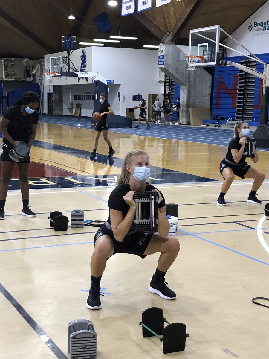 FDUKnightsWBB's tweet photo. Rise and Grind to Win the Day. #KnightVision #WinTheDay https://t.co/hbeSw459jS