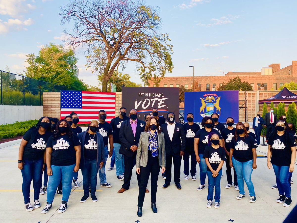 Alistair Wilson On Twitter Tonight The Detroit Youth Choir Performed Glory For Kamalaharris These Kids Future Depend On Good Decent Strong Empathetic Leadership Let S Get Out The Vote Michigan For
