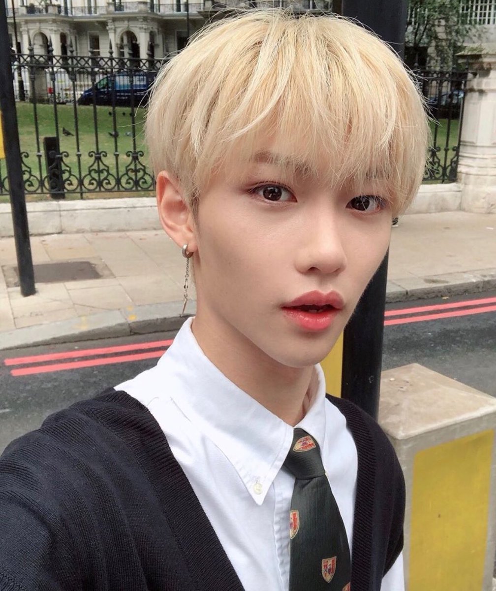 straykids フィリックス ピリ superstar ssjyp ロンドン Amazon