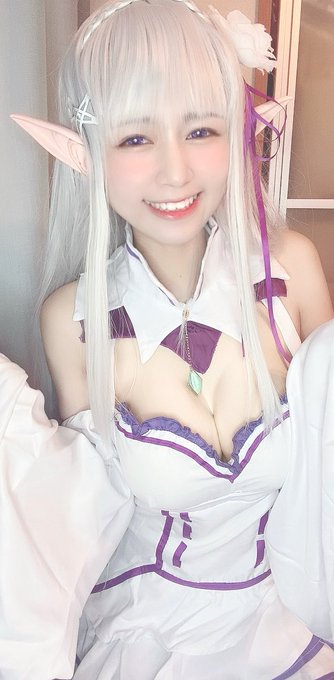 Twitterのコスプレ画像3
