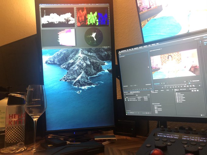 Had this extra monitor in my closest, so I thought, &ldquo;eh, why the hell not.  Three&lsquo;s company, amirite<a href="/tag/baddragon"class="tags"><span>#baddragon</span></a>