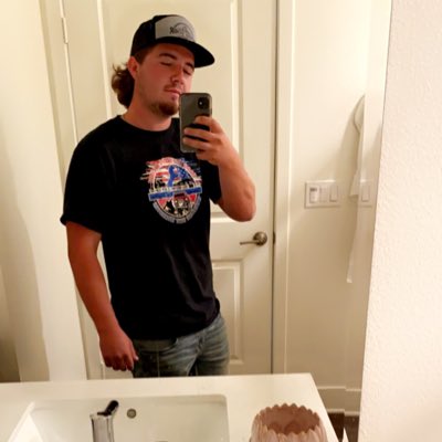 mlux175's tweet photo. #NewProfilePic https://t.co/aUmRkDhMMF