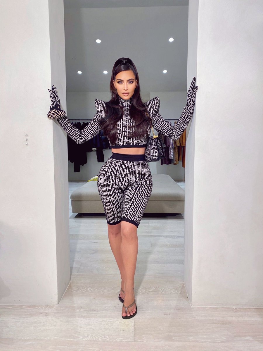 Kim Kardashian tweet media