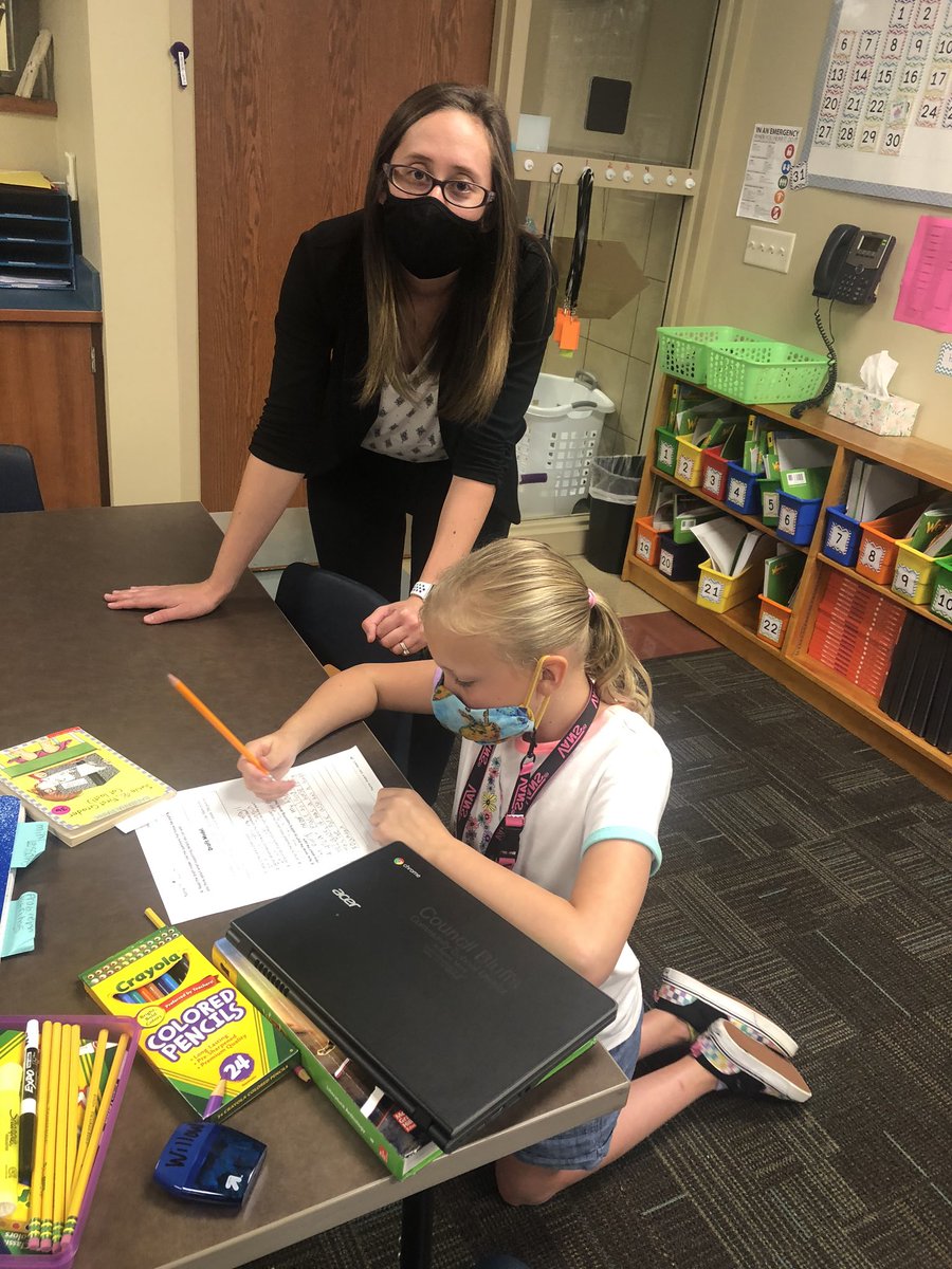 CVLittleLynx's tweet image. The #CBCSD hybrid model allows students to learn remotely and in person. We practice safety protocols to allow us to learn together. #cvpyp