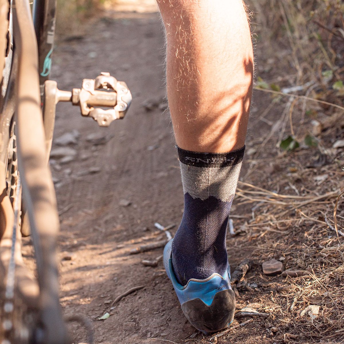 SnekCycling's tweet photo. Merino Wasatch Socks. Odor, temperature, and moisture regulation for your feet. Build for comfort and multi-day bike sessions. Shop the new collection.
https://t.co/zlxtgYhoQQ https://t.co/dxAbdBJUOz
