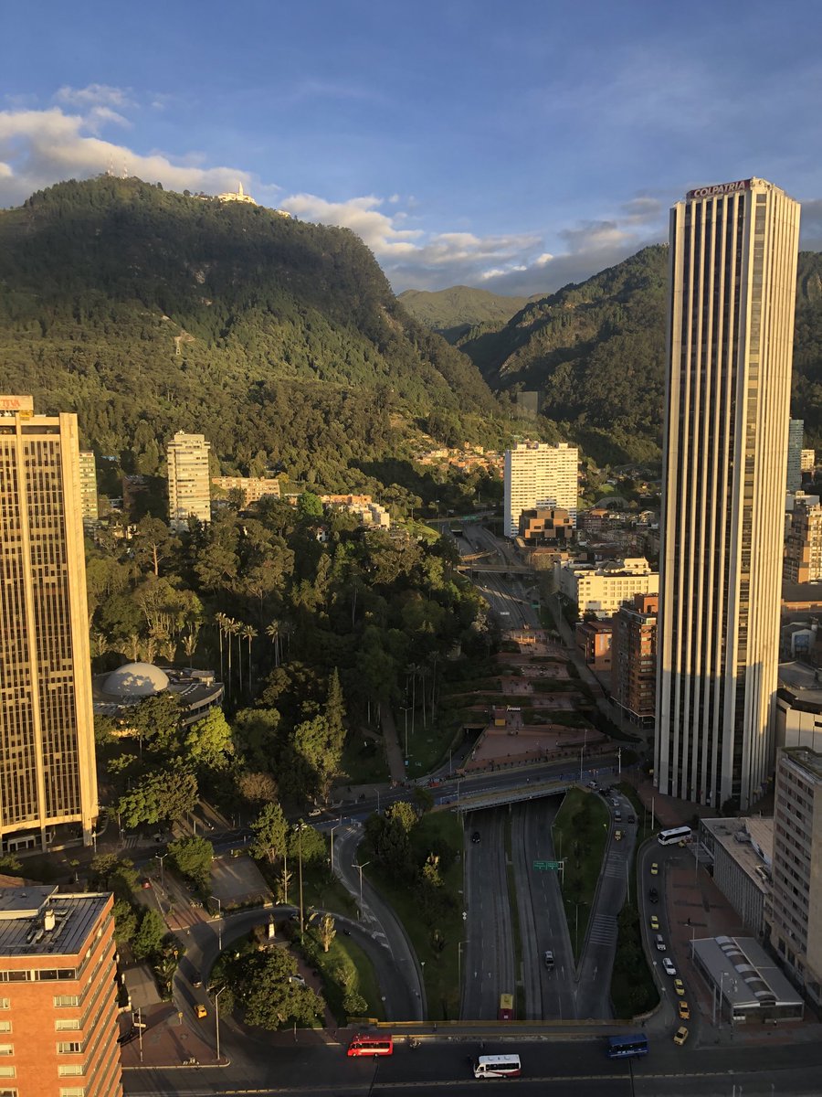 Olga_Romero's tweet photo. Bogotá https://t.co/MZZvuinXYO