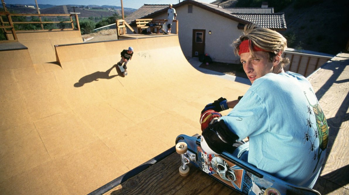 4) As sponsorships dried up, the majority of skateboarders switched to other careers.Not Tony Hawk.Hawk doubled down, creating his own brand "Birdhouse", certain that skateboarding would become mainstream.After a few years of "no sales", everything changed with one event...