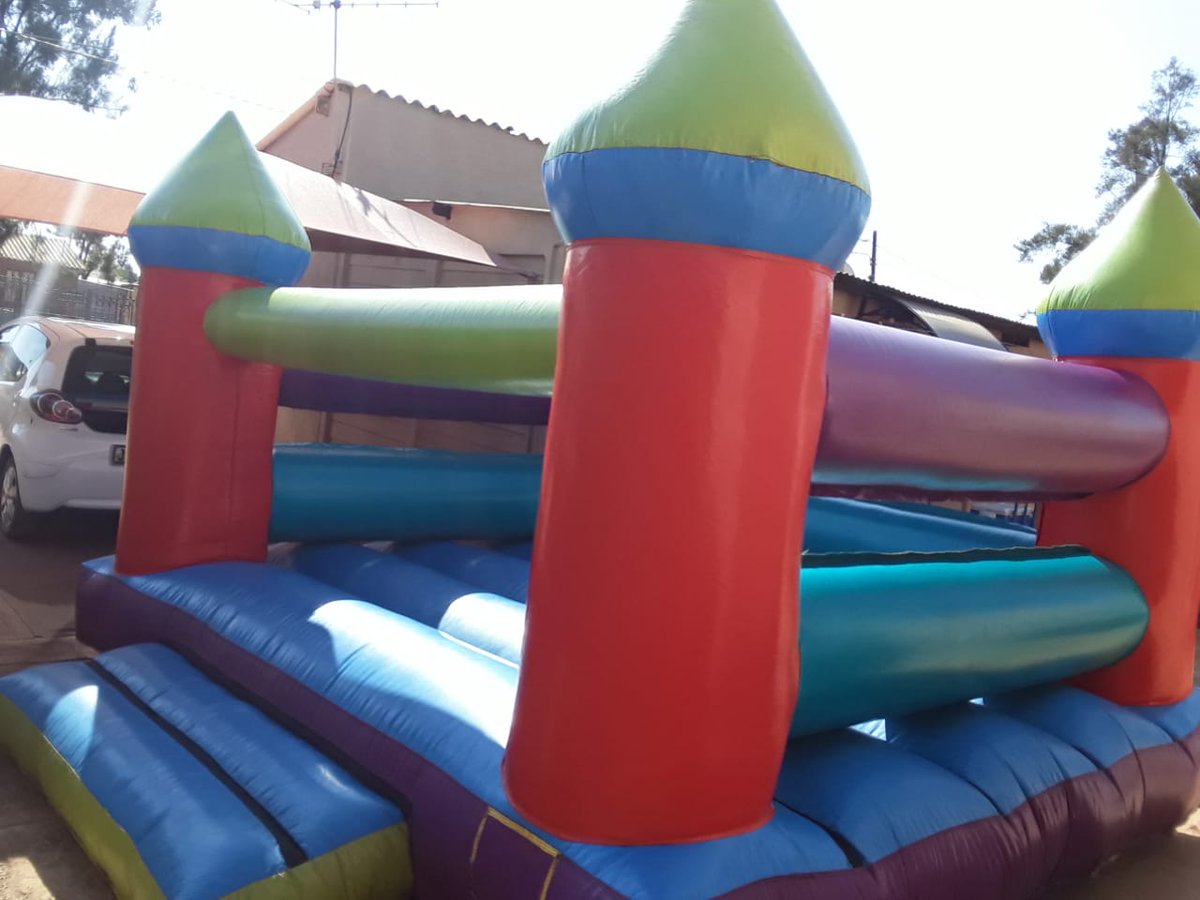 GodfreyThoote's tweet photo. For Hire Contact 071 675 3079 / 073 218 5643 https://t.co/abu48YccAl