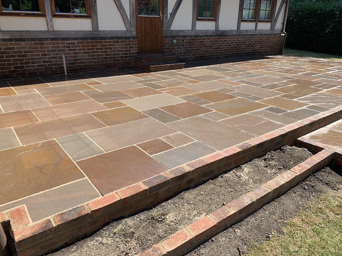 Warlingham Paving & Brickwork LTD tweet media