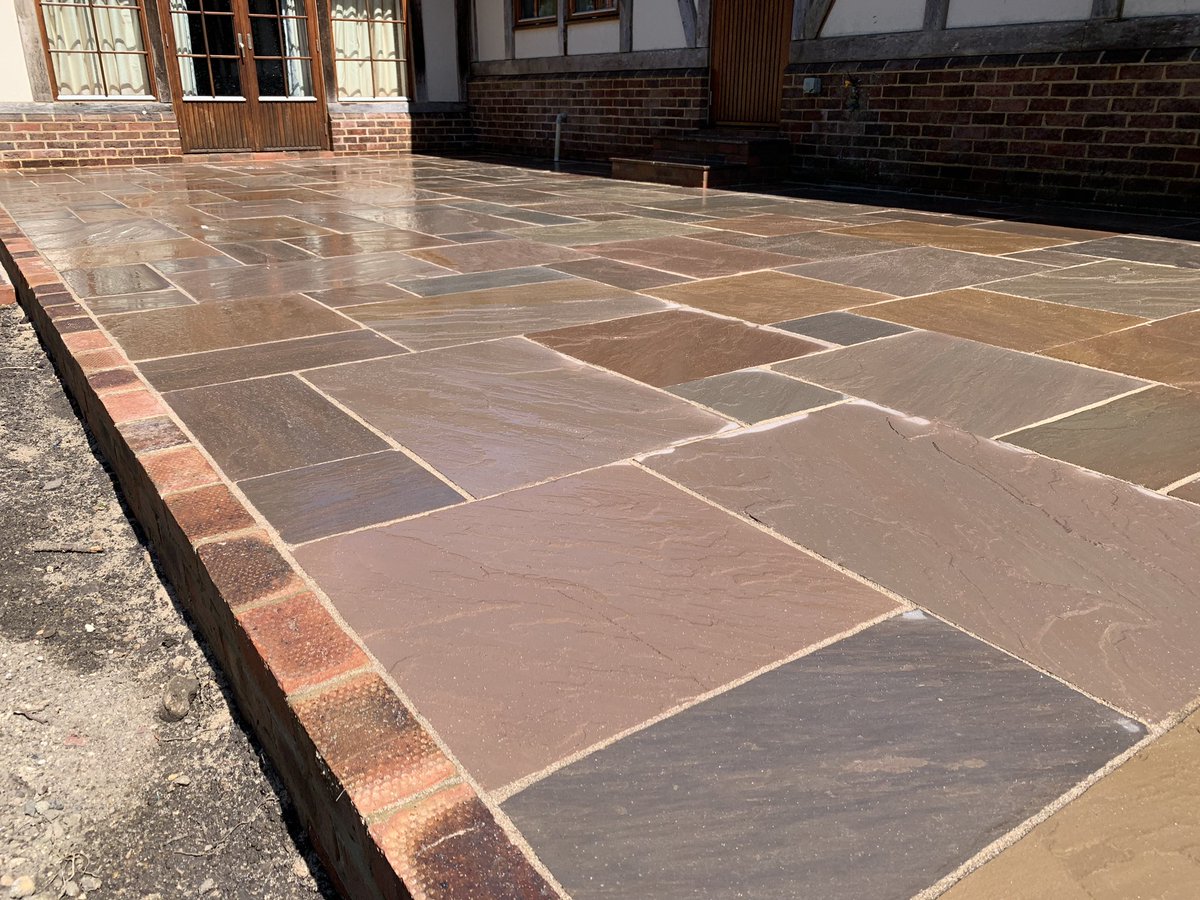 Warlingham Paving & Brickwork LTD tweet media