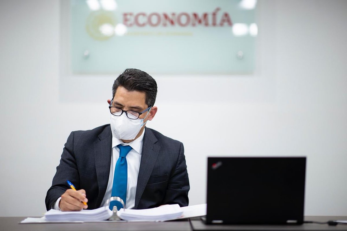 PacoQuiroga's tweet photo. Hoy entregué formalmente la subsecretaría de Minería. 
Acompañado de los directores de Desarrollo Minero, @JoseRJabalera; Fondo Minero, @SocorroGomezL; @FIFOMI, Alfredo Tijerina; @FlorDeMariaHarp, de @SGMexicano, recibió Eduardo Flores Magón, director general de Minas.
@SE_mx https://t.co/NU0Tu5jFVd