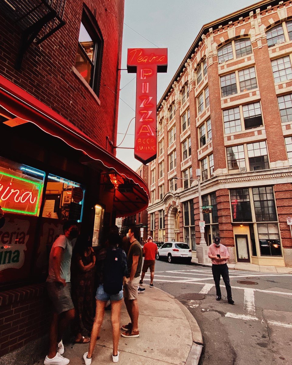 KyleeGregg's tweet photo. I’ll gladly go back anytime now. #boston #TravelTuesday https://t.co/v5Vy0xgG67