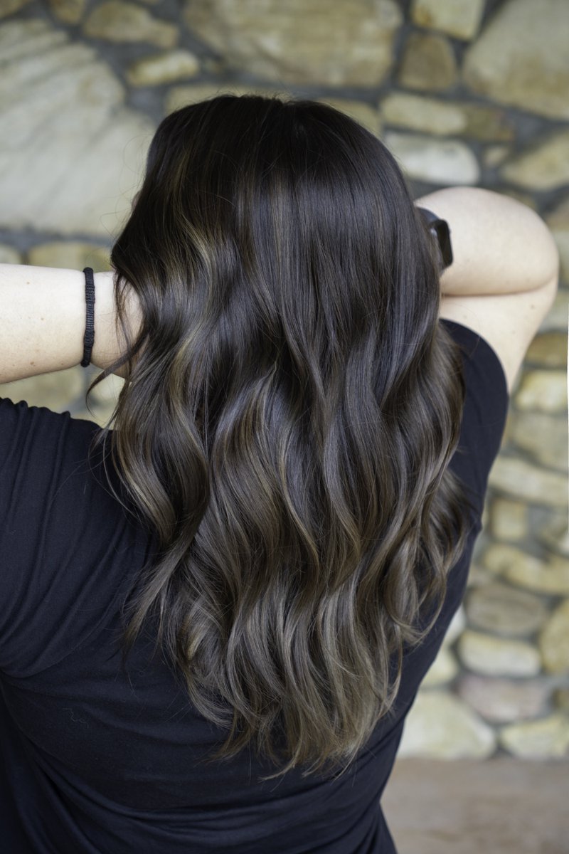 That #naturalglow 😍 ✨  Naomi highlighted &amp; toned for a beautiful, low-contrast look with our fave, <a href="/GoldwellUS/">GoldwellUS</a> .
.
.
#raleighhair #toffeebronde #brondehighlights #brondehaircolor #raleighhaircolor #toffeehair #goldwellus #goldwellapprovedus