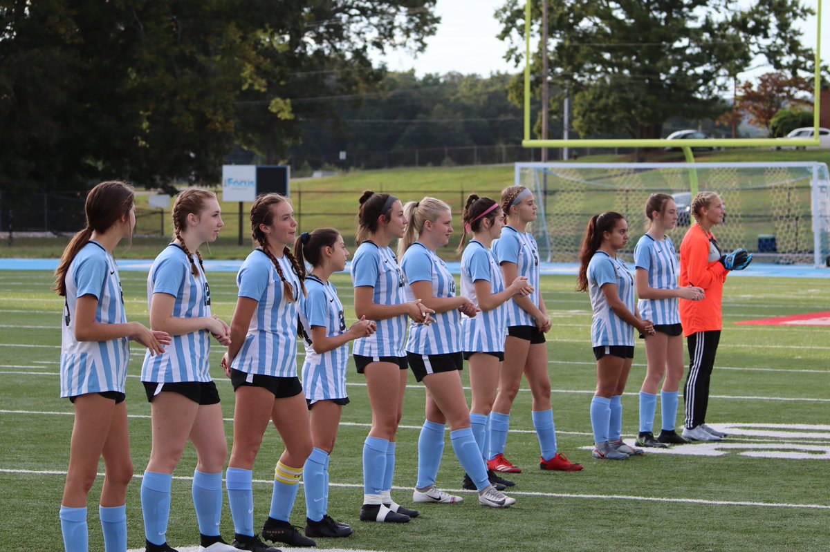 5StarPreps's tweet photo. TURNAROUND IN CORRYTON

Not long ago, Gibbs girls’ soccer could barely manage to post one victory per season.

But the evolution of the program under Jason French has the Lady Eagles (8-0-1) chasing state tournament berths.

STORY ➡️ https://t.co/1xqb9OaOq0 https://t.co/rdkalUqKyh