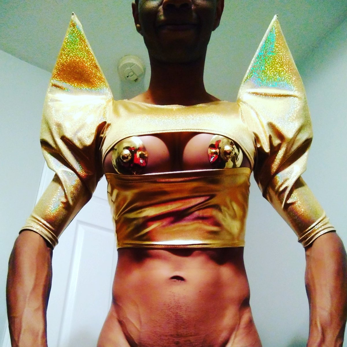 PowerStunna's tweet photo. Happy Titty Tuesday folks! Another preview of my next crossplay! Almost done! Look at all this gold and these titties! I'll be making some modifications for sure! Enjoy! ;) #tïttytuesday #teamnoshame #cosplaypreview #teasertuesday #crossplayer #crossplay #powerstunna https://t.co/luHJbfdbcy
