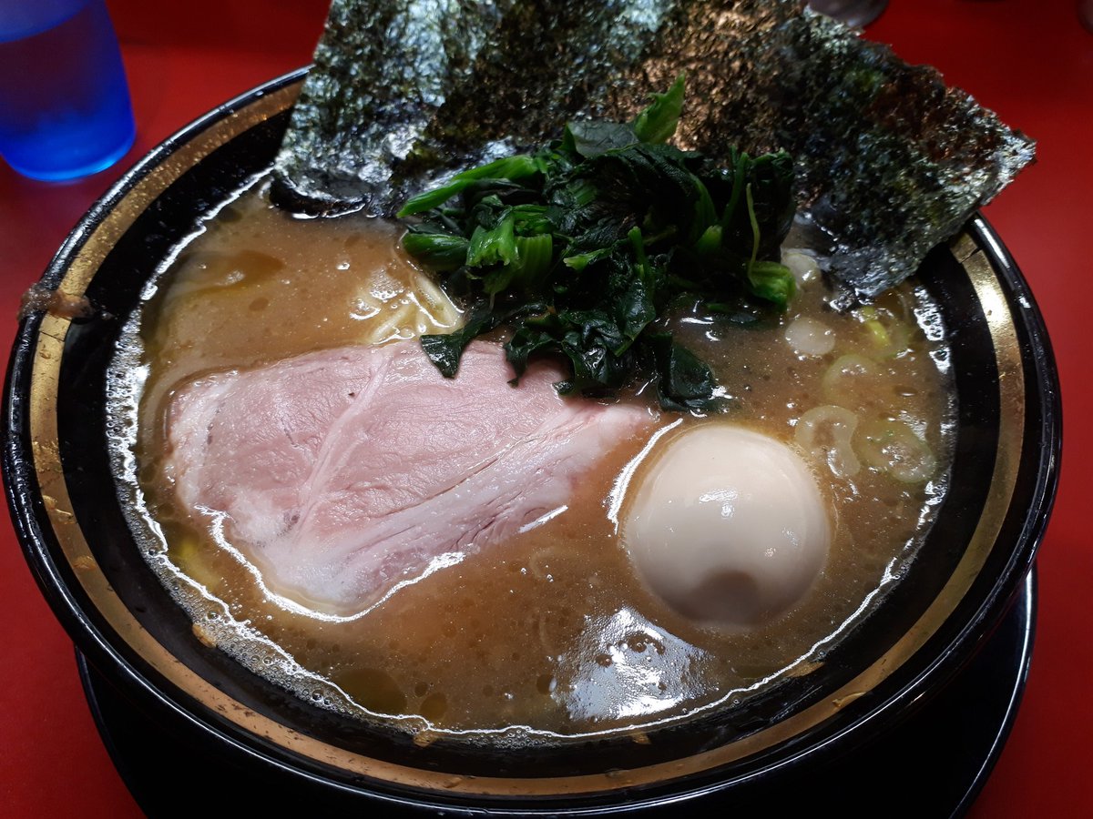 O 顔文字 お昼は とらきち家へ ラーメン たまごサービスありがとうございますm M 毎度の事ながら 美味しかった 本日も大変美味しゅうございました とらきち家 家系ラーメン 家系らーめん 横浜 六角橋 いつもありがとうございます