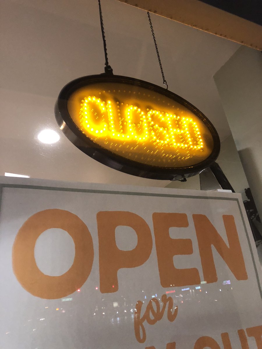 JeffBianca2's tweet photo. #jerseymikes everyone loves when businesses lock the doors and turn on the closed sign before the posted hours. #mustbenicenottoneedthebusiness https://t.co/wFcU08Ma4l
