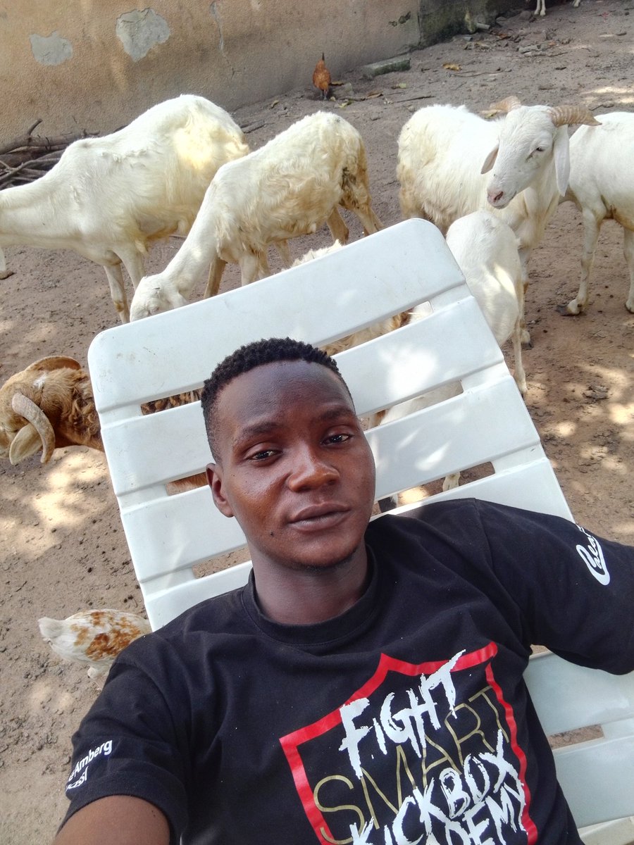 modoub20's tweet image. Give love to help it grow..