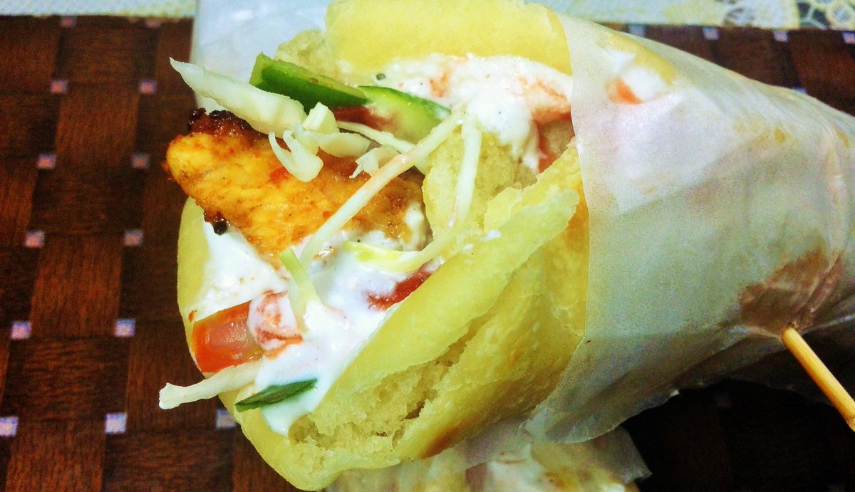 HealthF63887041's tweet photo. Special Grilled Chicken Shawarma 
https://t.co/KudRkCZWxL https://t.co/15SU9wFITK