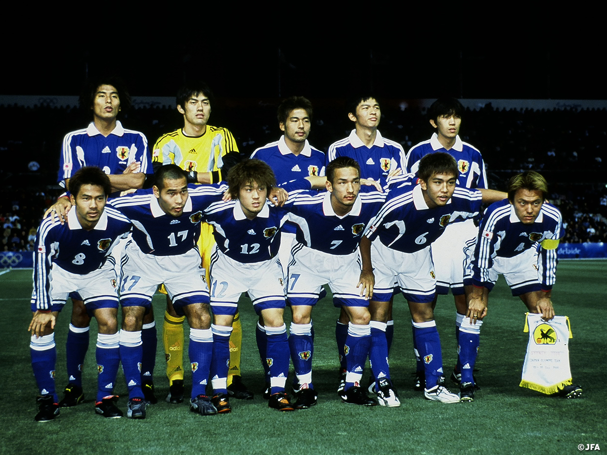 サッカー日本代表 Onthisday 00 9 23 シドニーオリンピック 準々決勝 U23日本代表 2 2 4pk5 アメリカ ハインドマーシュ スタジアム 柳沢敦 高原直泰 年前の今日 アメリカとの準々決勝はpk戦に 日本の4本目 中田英寿のシュートは