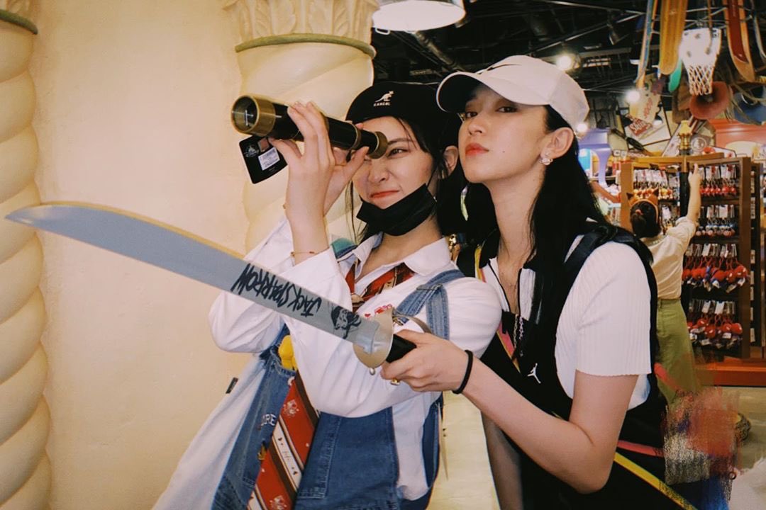 Lingzi_official's tweet photo. [PIC | Liu Lingzi] 200923 Liu Instagram Update
↳ 🍦

🔗: https://t.co/InjDExgPTG 

#刘令姿 #LiuLingzi https://t.co/3dnkhEEtpW