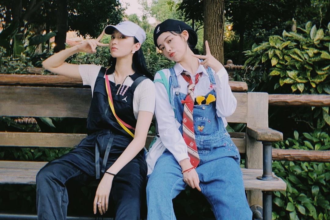 Lingzi_official's tweet photo. [PIC | Liu Lingzi] 200923 Liu Instagram Update
↳ We are really so beautiful 🔮

🔗: https://t.co/eCXfgGIvHZ 

#刘令姿 #LiuLingzi https://t.co/sXyqojh8UH