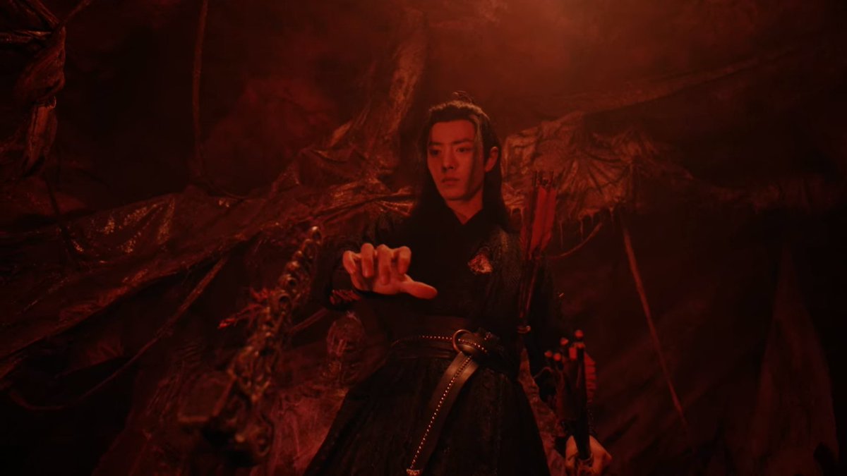 OMG DO NOT EVER JUST TOUCH THE RANDOM CREEPY SWORD THIS IS NOT A DRILL WEI WUXIAN OMG