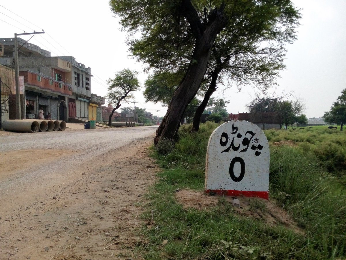 Chawinda : The Last StandA Tribute to Riflemen | An Ode to Gunners___A small town became & #39;the pivot& #39; in Shakargarh BulgeOnce a Lieut in Sialkot I was always on recceback then this area was on fingertipsIn 1965 it saw a huge tank battleThis thread however is not about tanks