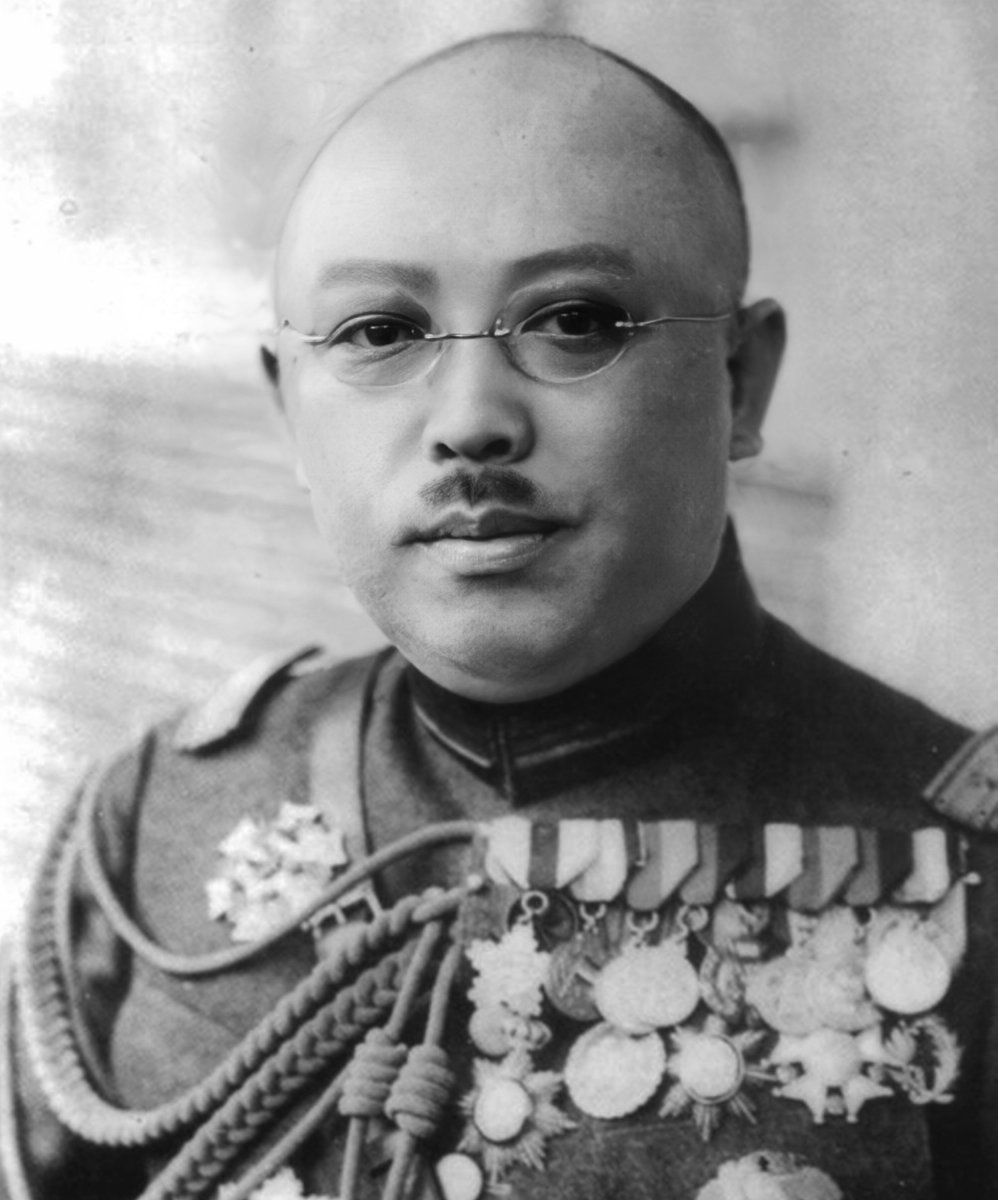 Long Yun rapidly ascended through ranks of Dian Army under his boss Tang Jiyao (pictured), head of the Army and Governor of Yunnan Province, who he then overthrew and succeeded in those same roles in 1927 in a coup. For next 18 years, Long Yun became the “King of Yunnan”. /3