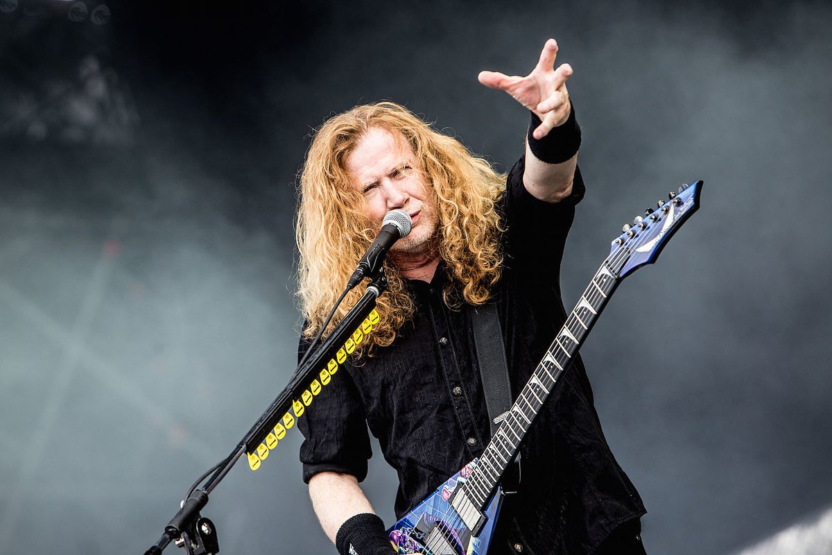 Within a couple of years, his new band signed a record deal of their own, and year after year. Then no looking back. The guitarist name is Dave Mustaine & the new band he formed was legendry heavy-metal band  #Megadeth. It went onto sell over 25 million albums and went world tour