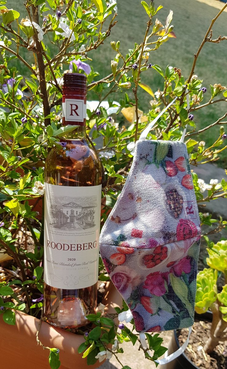 ZAFoodMusketeer's tweet photo. Just I'm time. @Roodeberg_Wine has released it's 2020 vintage of vibrant Rosé just in time for springtime sipping, as well as a summery mask to match. Think this is a good enough place to hide it so that I dont need to share it? #RoodebergSpring #TheFoodMusketeer #gifted https://t.co/ASbpFOzvfK