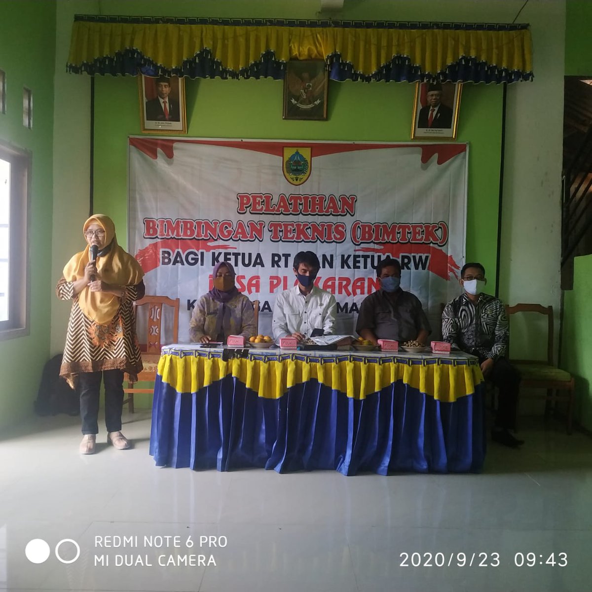 Pelatihan Bimbingan Teknis (BIMTEK) bagi Ketua RT dan RW Desa Plakaran (Rabu,23/04) diikuti 3 orang RW dan 20 orang RT.
<a href="/puspindes/">PUSPINDES</a> <a href="/dinpermasdespml/">Dinpermasdes Pml</a> <a href="/pakjunaedi/">Junaedi</a> <a href="/ganjarpranowo/">Ganjar Pranowo</a> @Moga_Bangkit 

#JatengGayeng #DesaPintar #DesaLawanCorona
