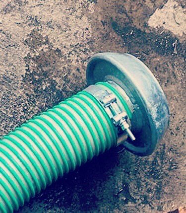 Borgijink_'s tweet photo. Wij hebben een uitgebreid assortiment slangen en koppelingen. Ruime voorraad en snel geleverd. 0527240831 #mestslang #gierslang #verpompen #aanzuigen #koppelingen #slangen #agro #mest #borgijink #handel #wijontzorgenveelzijdig https://t.co/37glIi4wYY