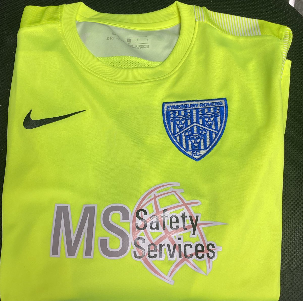 RoversUnder18's tweet photo. New home kits for the lads. Thanks to @MSSAFETYSERVICE for sponsoring us and @3QSports for the kits. https://t.co/XvFQ6388wi