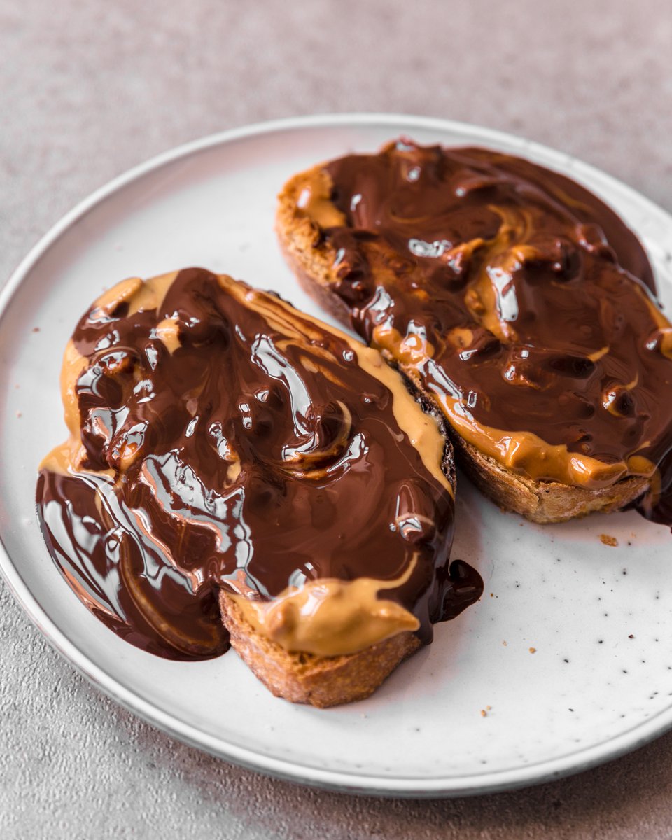 RawHaloUK's tweet photo. Brunch goals🙌 Crunchy @ManiLife_ PB on sourdough toast with extra chocolate drizzle. Yasss! Make sure to enter our Raw Halo x Manilife giveaway - https://t.co/VRUlNnoyKV
#RawHalo #Manilife #PeanutButter #Chocolate https://t.co/0b90CZIQBG