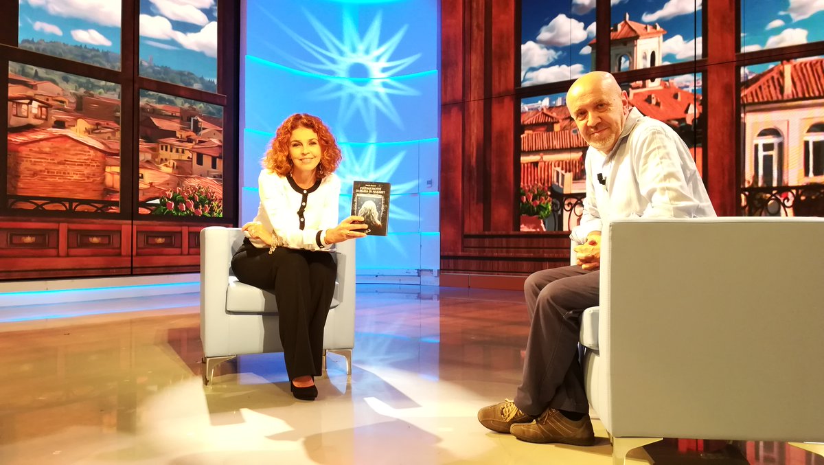 H14 torna #orasolaretv2000 <a href="/TV2000it/">Tv2000.it</a> Con <a href="/paola_saluzzi/">Paola Saluzzi</a> Nadia Zandomeneghi un racconto di #conversione “Dove sorge il sole la vita rinasce” <a href="/itacaedizioni/">Itaca</a>; poi il prog #Tourists4Future #turismo #sostenibile Infine <a href="/natalebenazzi/">natale benazzi</a> e il romanzo su Maria di Nazareth <a href="/SanPaoloEditore/">Gruppo Editoriale San Paolo</a>