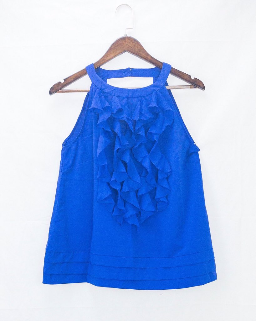 BicondCo's tweet photo. Eci sleeveless top with pleat back detail (M)
Price: ₦1,150.00
Size: MEDIUM
This item is in excellent condition. You might mistake it for brand new!
⠀⠀⠀⠀���⠀⠀⠀⠀
Shop this and more Tops now at https://t.co/1JY6zqeP2U
.
.
.
 #thriftwholesale #distinctventors #naijastartups https://t.co/LoARvI8bGt