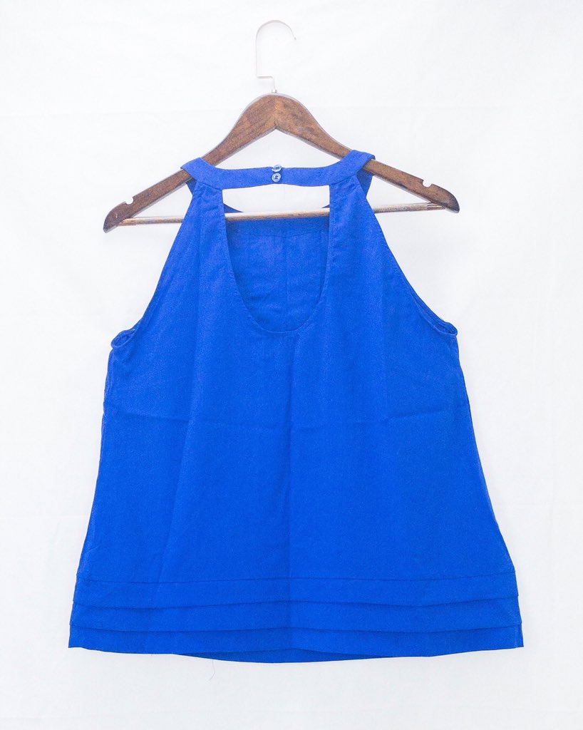 BicondCo's tweet photo. Eci sleeveless top with pleat back detail (M)
Price: ₦1,150.00
Size: MEDIUM
This item is in excellent condition. You might mistake it for brand new!
⠀⠀⠀⠀���⠀⠀⠀⠀
Shop this and more Tops now at https://t.co/1JY6zqeP2U
.
.
.
 #thriftwholesale #distinctventors #naijastartups https://t.co/LoARvI8bGt